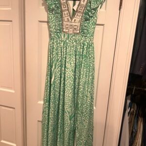 Sheridan French Stacey dress: Elegant Green Maxi Dress with Patterned Detail